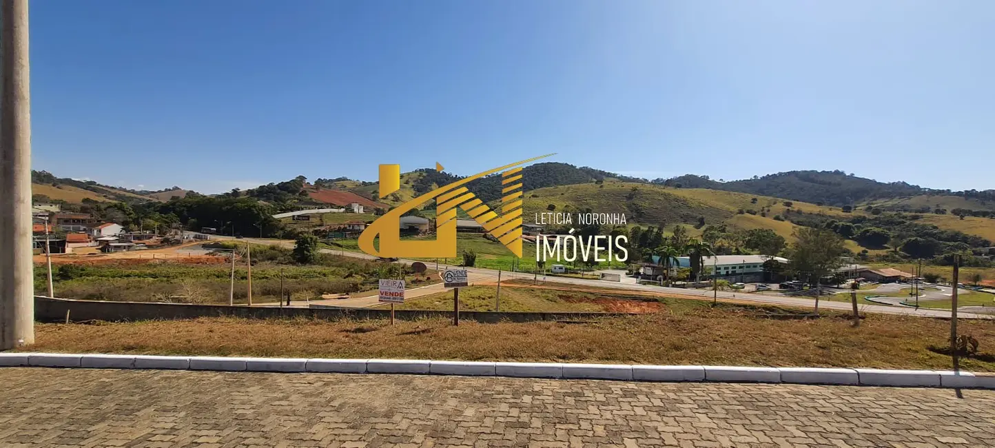 Foto 2 de Terreno / Lote à venda, 358m2 em Sao Lourenco - MG