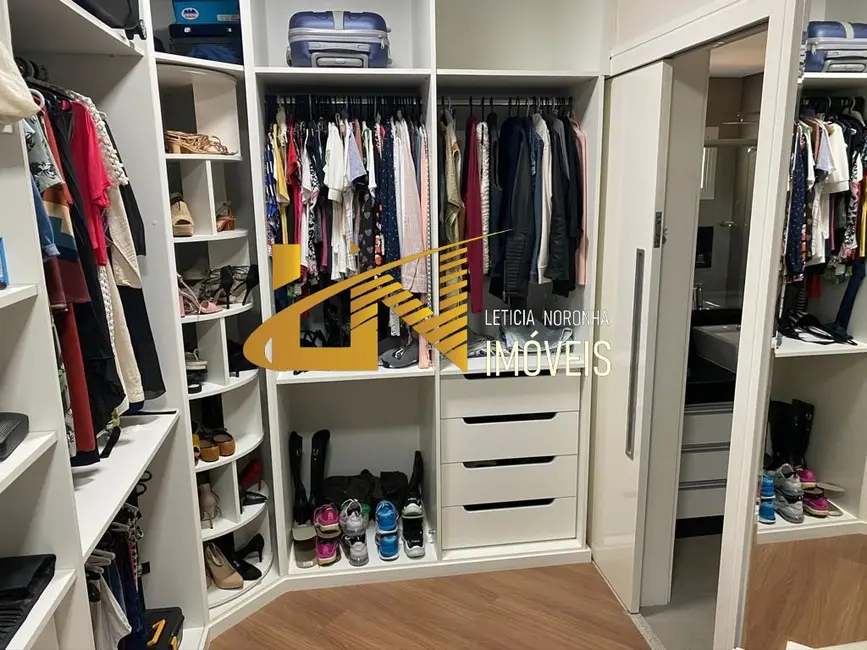 Foto 9 de Casa com 4 quartos à venda, 313m2 em Sao Lourenco - MG