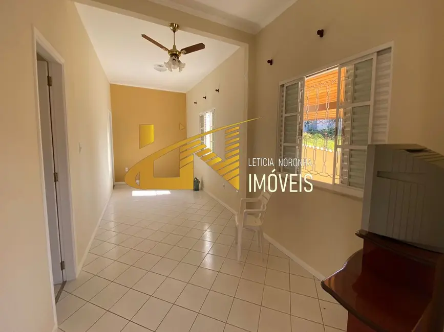 Foto 7 de Casa com 4 quartos à venda, 185m2 em Sao Lourenco - MG