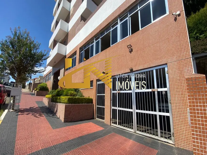 Foto 3 de Apartamento com 1 quarto à venda, 100m2 em Centro, Sao Lourenco - MG