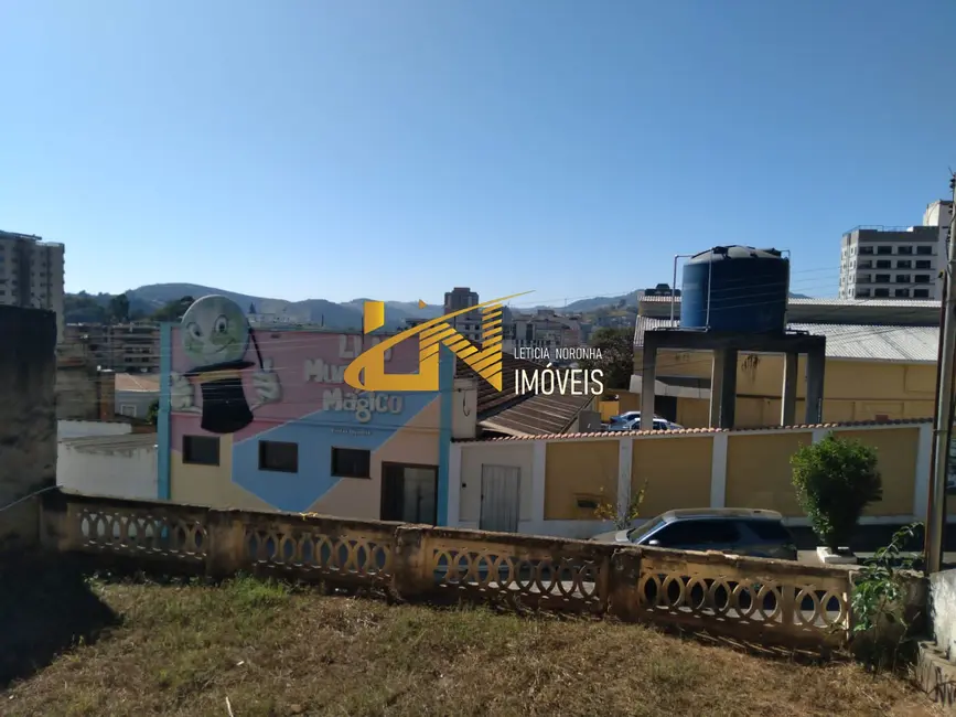 Casa com 2 quartos à venda, 119m2 em Sao Lourenco - MG - imagem 3 Foto 3 de Casa com 2 quartos à venda, 119m2 em Sao Lourenco - MG