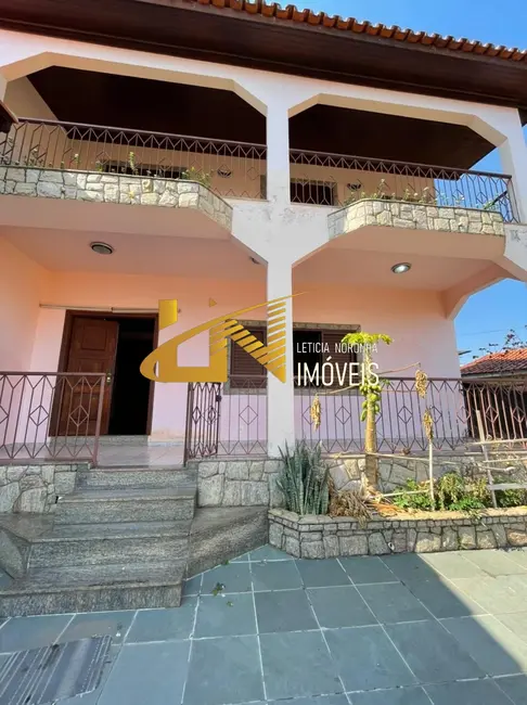 Foto 1 de Casa com 5 quartos à venda, 475m2 em Sao Lourenco - MG