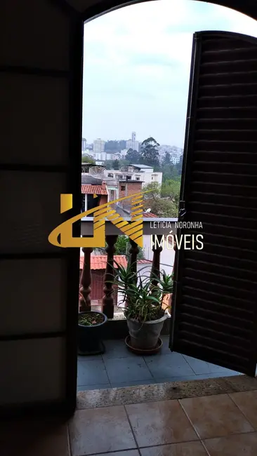 Casa com 3 quartos à venda, 150m2 em Sao Lourenco - MG - imagem 8 Foto 8 de Casa com 3 quartos à venda, 150m2 em Sao Lourenco - MG