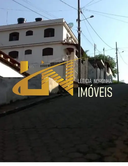 Casa com 3 quartos à venda, 150m2 em Sao Lourenco - MG - imagem 3 Foto 3 de Casa com 3 quartos à venda, 150m2 em Sao Lourenco - MG