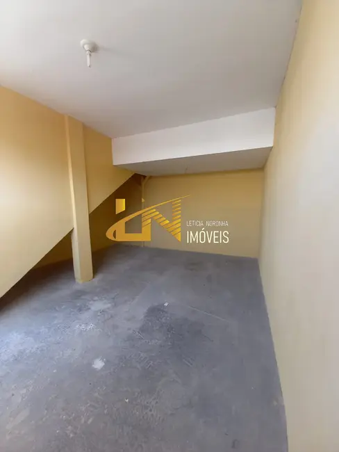 Casa com 2 quartos à venda, 89m2 em Sao Lourenco - MG - imagem 3 Foto 3 de Casa com 2 quartos à venda, 89m2 em Sao Lourenco - MG