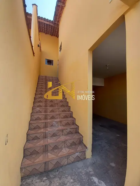 Foto 2 de Casa com 2 quartos à venda, 89m2 em Sao Lourenco - MG