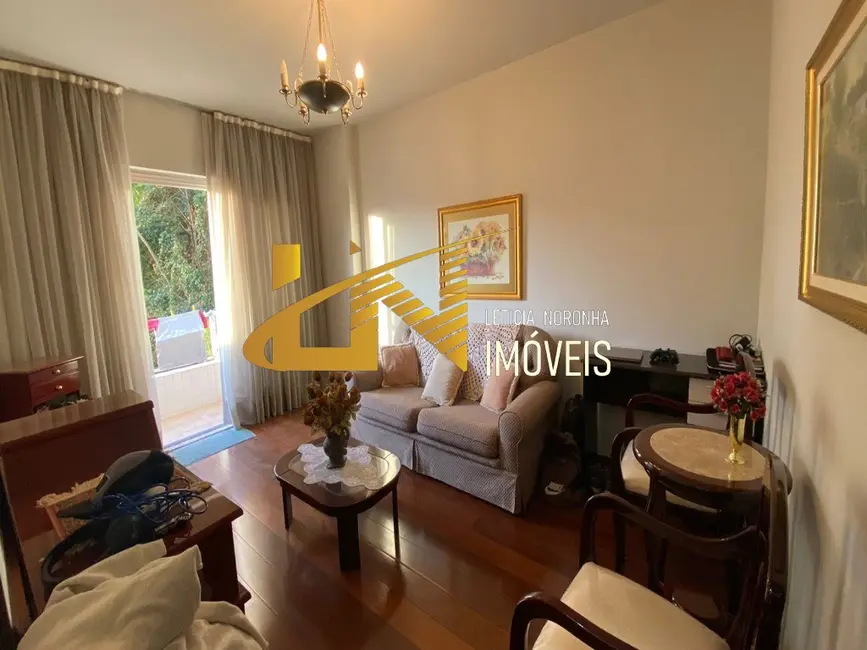 Apartamento com 1 quarto à venda, 82m2 em Centro, Sao Lourenco - MG - imagem 8 Foto 8 de Apartamento com 1 quarto à venda, 82m2 em Centro, Sao Lourenco - MG