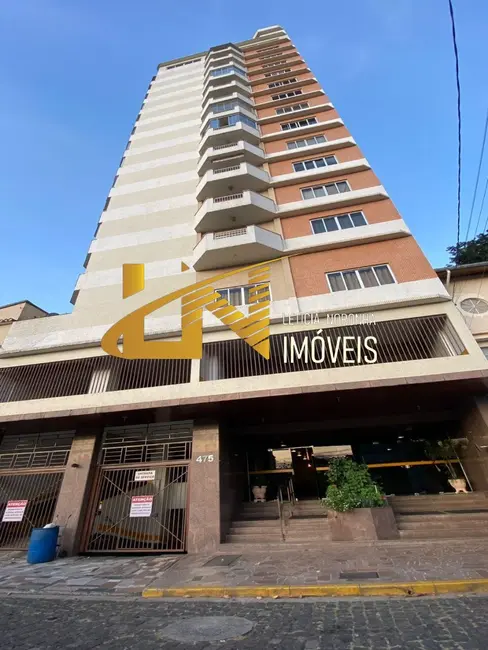 Foto 2 de Apartamento com 1 quarto à venda, 82m2 em Centro, Sao Lourenco - MG