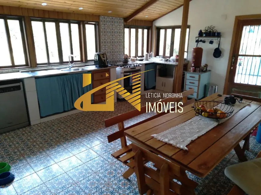 Foto 6 de Sítio / Rancho com 5 quartos à venda, 150m2 em Caxambu - MG