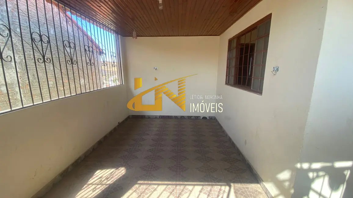 Foto 2 de Casa com 2 quartos à venda, 42m2 em Sao Lourenco - MG