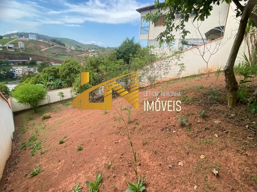 Foto 3 de Terreno / Lote à venda, 360m2 em Sao Lourenco - MG