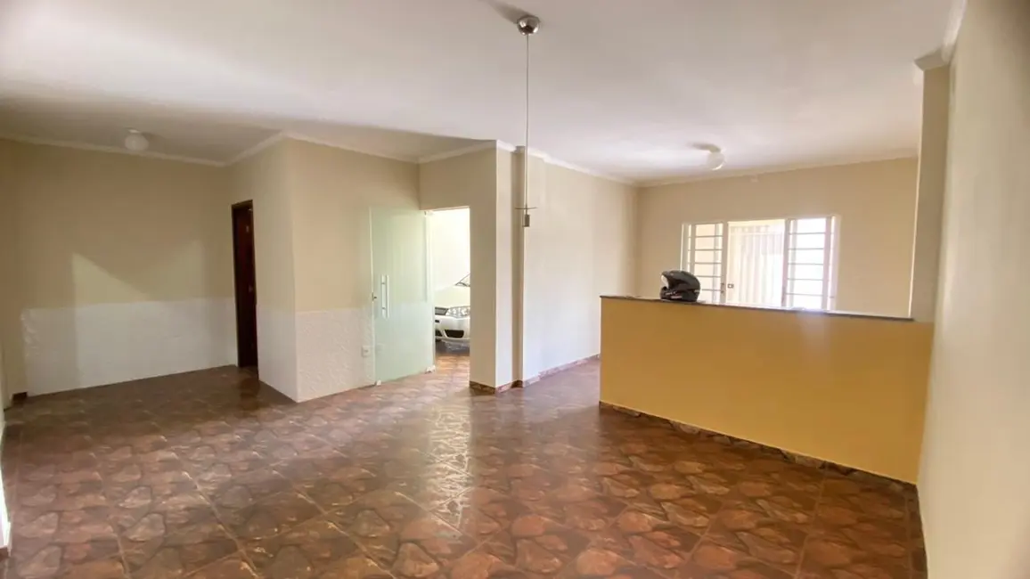 Casa com 3 quartos à venda, 200m2 em Sao Lourenco - MG - imagem 5 Foto 5 de Casa com 3 quartos à venda, 200m2 em Sao Lourenco - MG