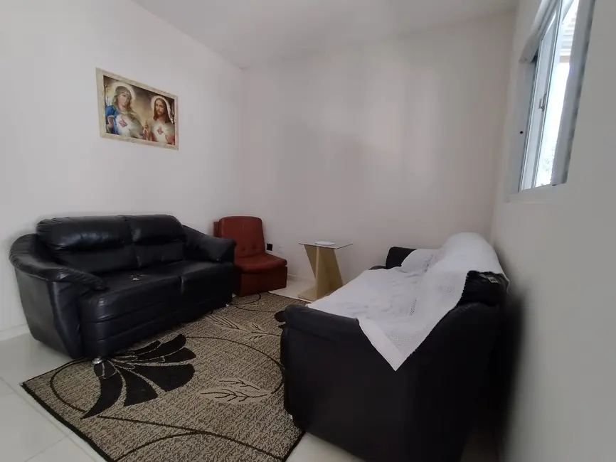 Casa com 3 quartos à venda, 80m2 em Sao Lourenco - MG - imagem 2 Foto 2 de Casa com 3 quartos à venda, 80m2 em Sao Lourenco - MG