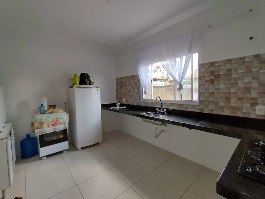 Casa com 3 quartos à venda, 80m2 em Sao Lourenco - MG - imagem 5 Foto 5 de Casa com 3 quartos à venda, 80m2 em Sao Lourenco - MG