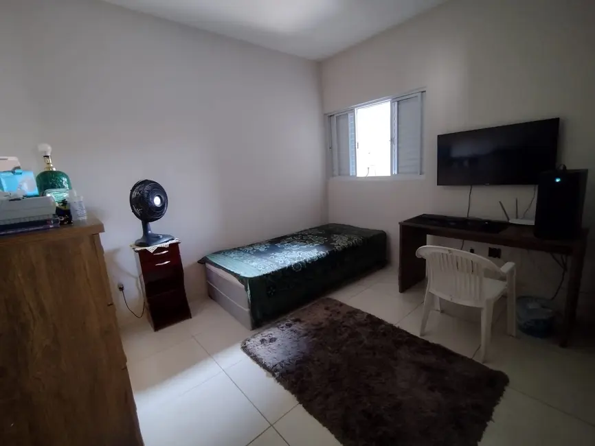 Casa com 3 quartos à venda, 80m2 em Sao Lourenco - MG - imagem 8 Foto 8 de Casa com 3 quartos à venda, 80m2 em Sao Lourenco - MG