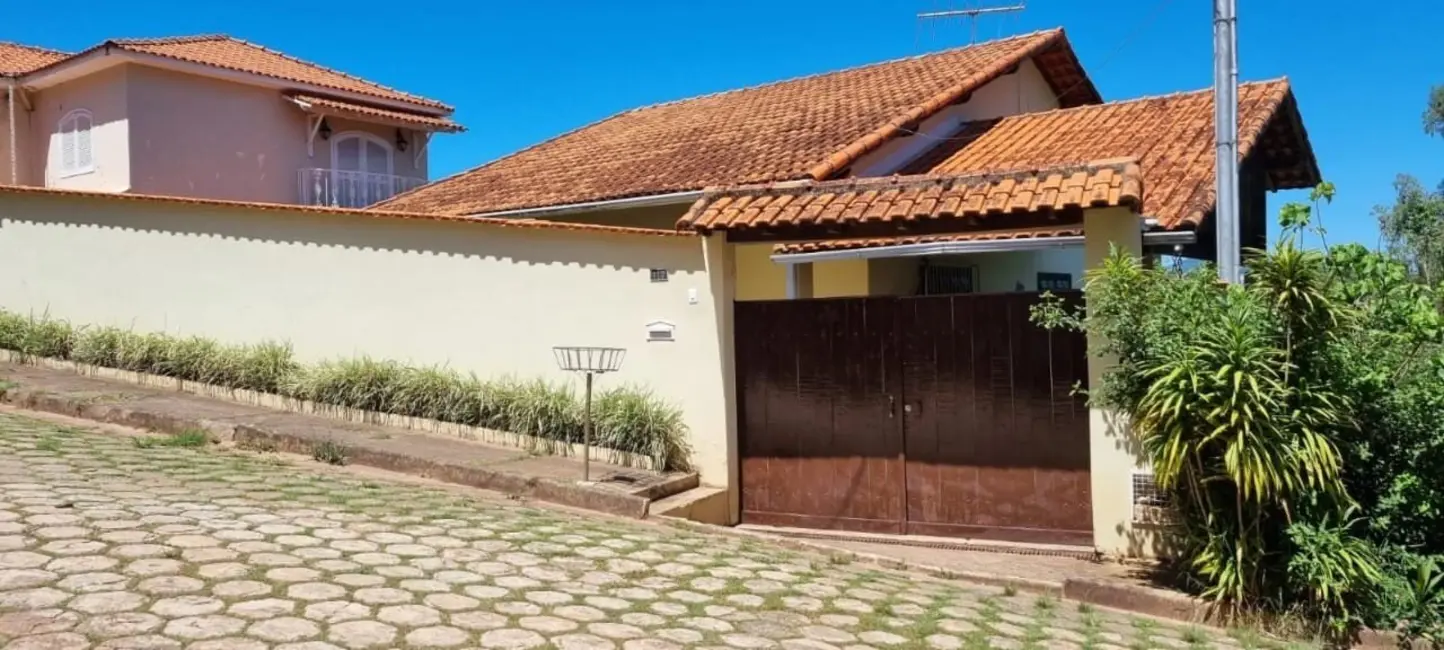 Casa com 4 quartos à venda, 122m2 em Sao Lourenco - MG - imagem 7 Foto 7 de Casa com 4 quartos à venda, 122m2 em Sao Lourenco - MG