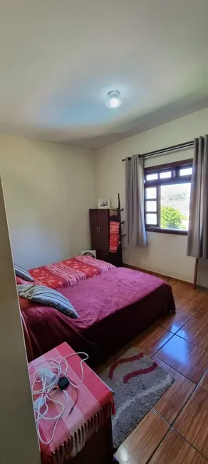 Casa com 4 quartos à venda, 122m2 em Sao Lourenco - MG - imagem 3 Foto 3 de Casa com 4 quartos à venda, 122m2 em Sao Lourenco - MG