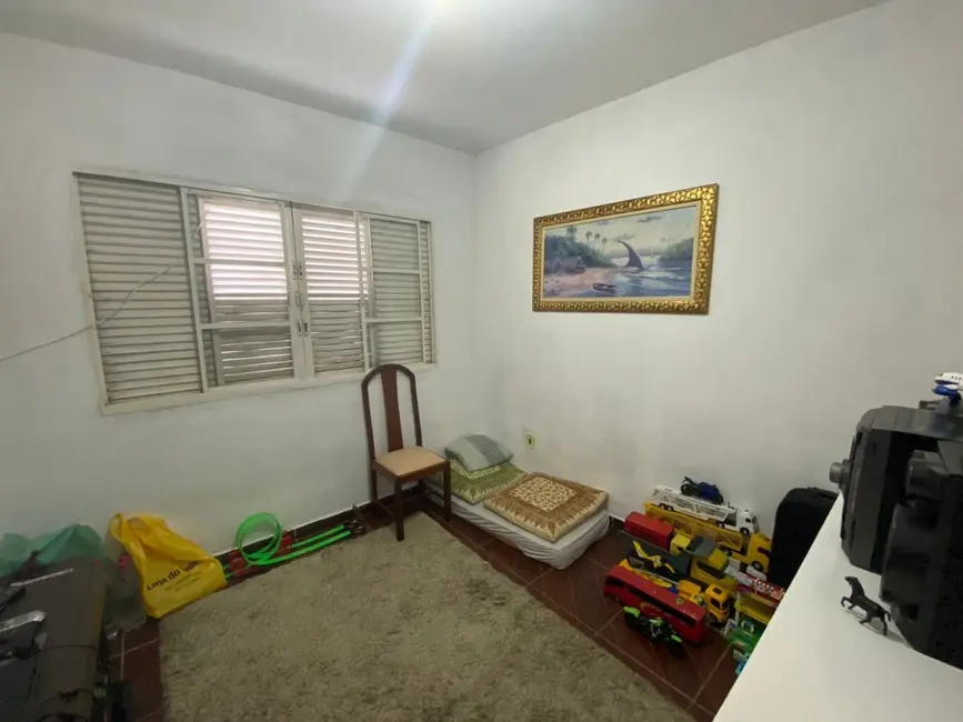 Foto 8 de Casa com 5 quartos à venda, 212m2 em Sao Lourenco - MG