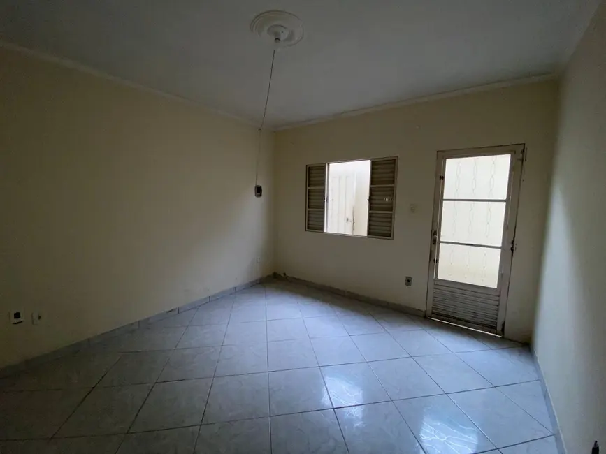Foto 8 de Casa com 2 quartos à venda, 157m2 em Sao Lourenco - MG