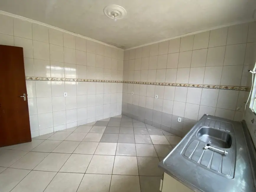 Foto 6 de Casa com 2 quartos à venda, 157m2 em Sao Lourenco - MG