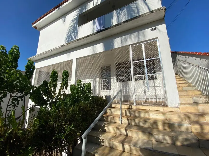 Foto 2 de Casa com 3 quartos para alugar, 90m2 em Sao Lourenco - MG