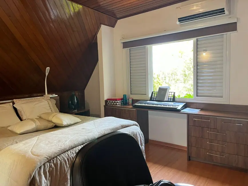 Casa com 3 quartos à venda, 110m2 em Sao Lourenco - MG - imagem 5 Foto 5 de Casa com 3 quartos à venda, 110m2 em Sao Lourenco - MG