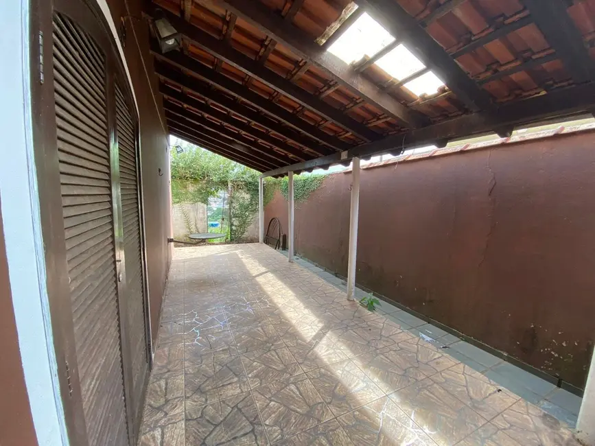 Foto 3 de Casa com 5 quartos à venda, 266m2 em Sao Lourenco - MG