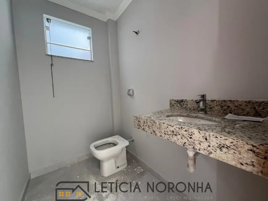Foto 8 de Casa com 2 quartos à venda, 125m2 em Sao Lourenco - MG