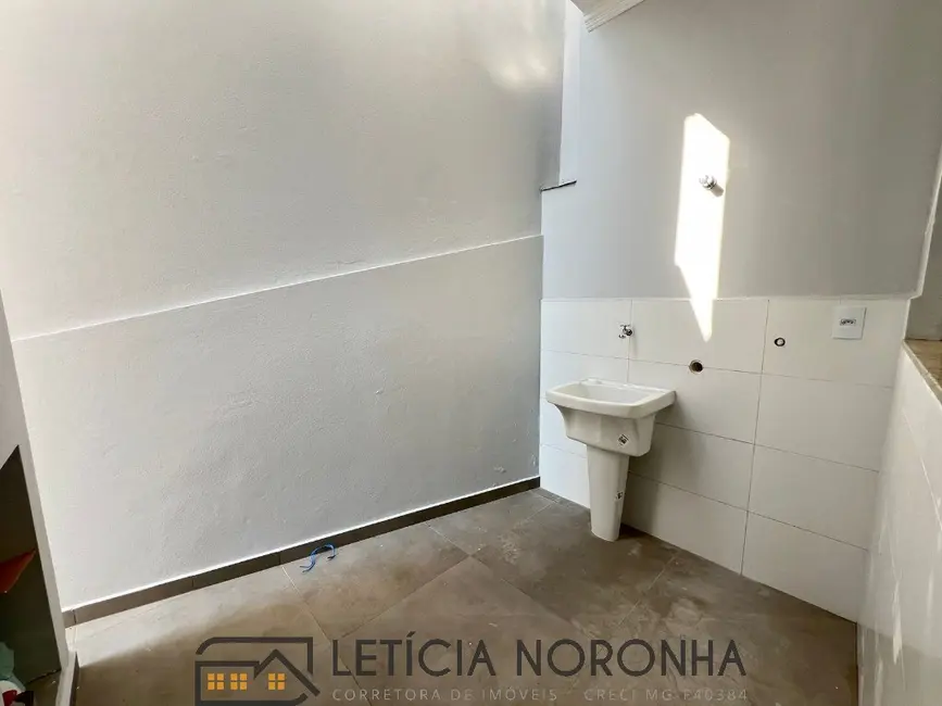Foto 9 de Casa com 2 quartos à venda, 125m2 em Sao Lourenco - MG