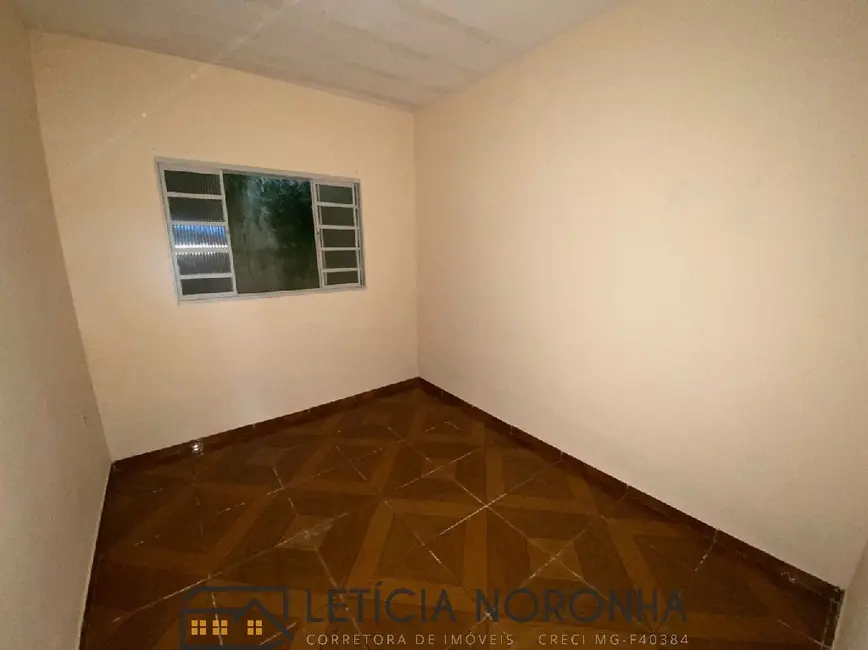 Casa com 2 quartos para alugar, 89m2 em Sao Lourenco - MG - imagem 4 Foto 4 de Casa com 2 quartos para alugar, 89m2 em Sao Lourenco - MG