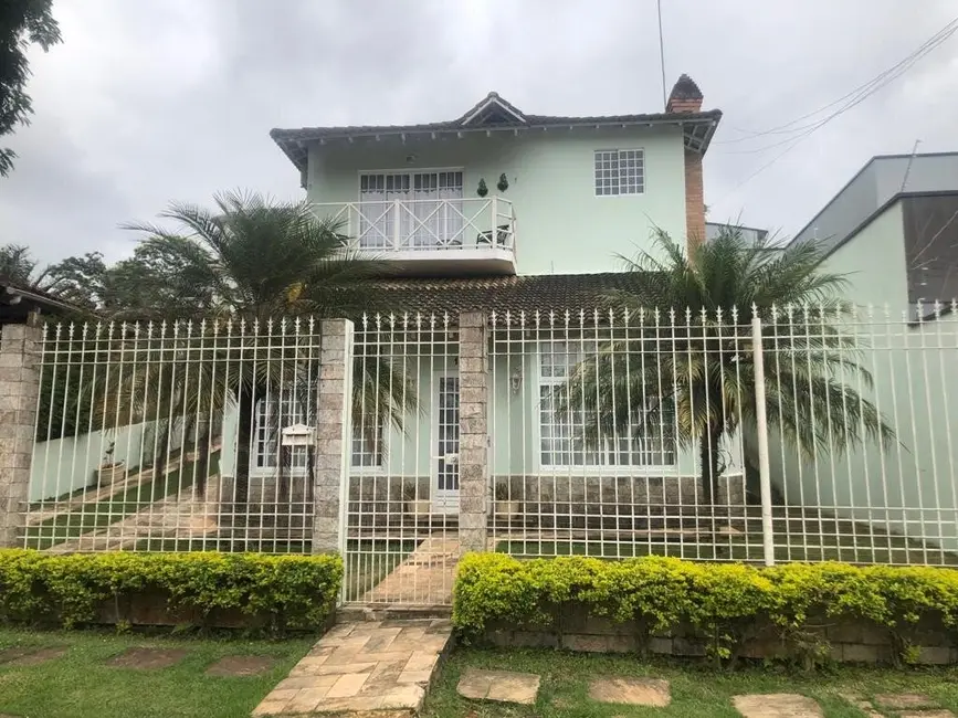 Casa com 3 quartos à venda, 214m2 em Sao Lourenco - MG - imagem 4 Foto 4 de Casa com 3 quartos à venda, 214m2 em Sao Lourenco - MG