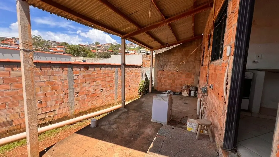 Foto 3 de Casa com 1 quarto à venda, 60m2 em Sao Lourenco - MG