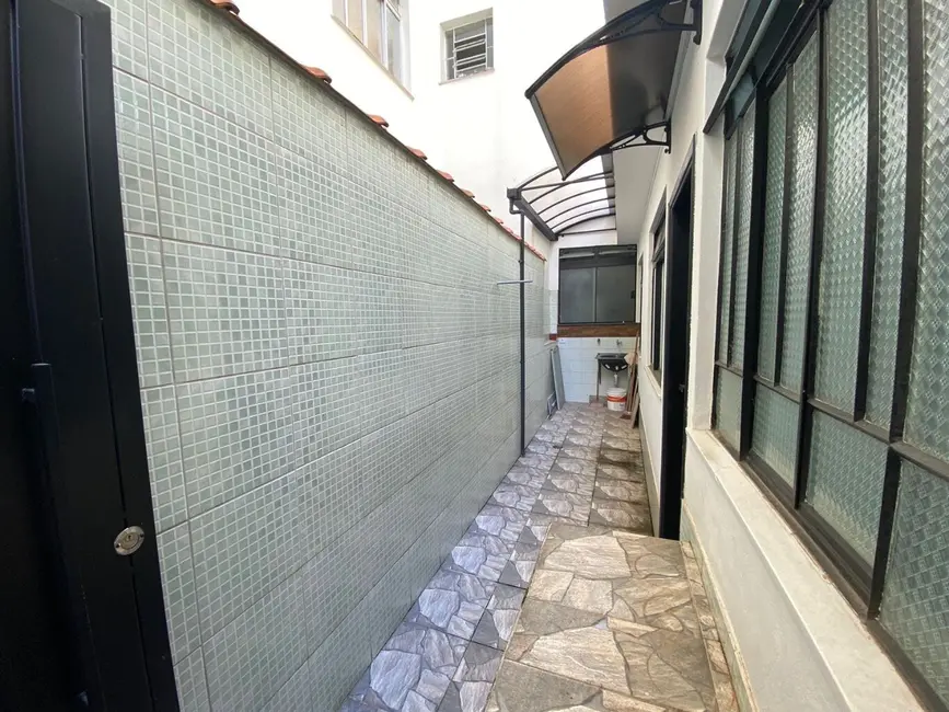 Apartamento com 2 quartos à venda, 60m2 em Centro, Sao Lourenco - MG - imagem 6 Foto 6 de Apartamento com 2 quartos à venda, 60m2 em Centro, Sao Lourenco - MG