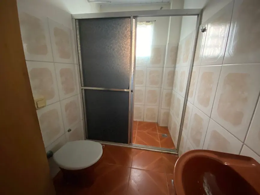 Foto 2 de Casa com 2 quartos à venda, 69m2 em Sao Lourenco - MG