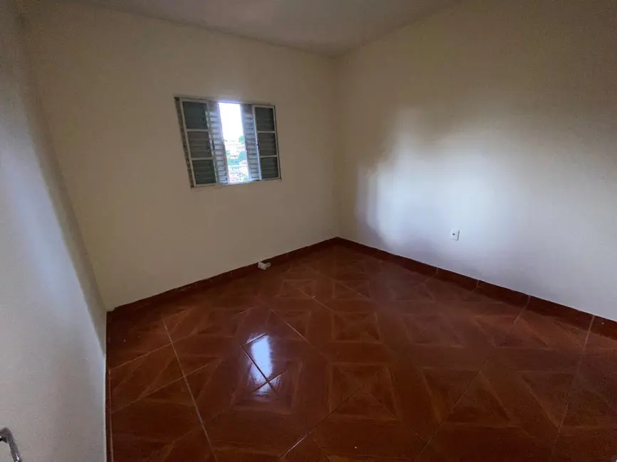 Casa com 2 quartos à venda, 69m2 em Sao Lourenco - MG - imagem 4 Foto 4 de Casa com 2 quartos à venda, 69m2 em Sao Lourenco - MG