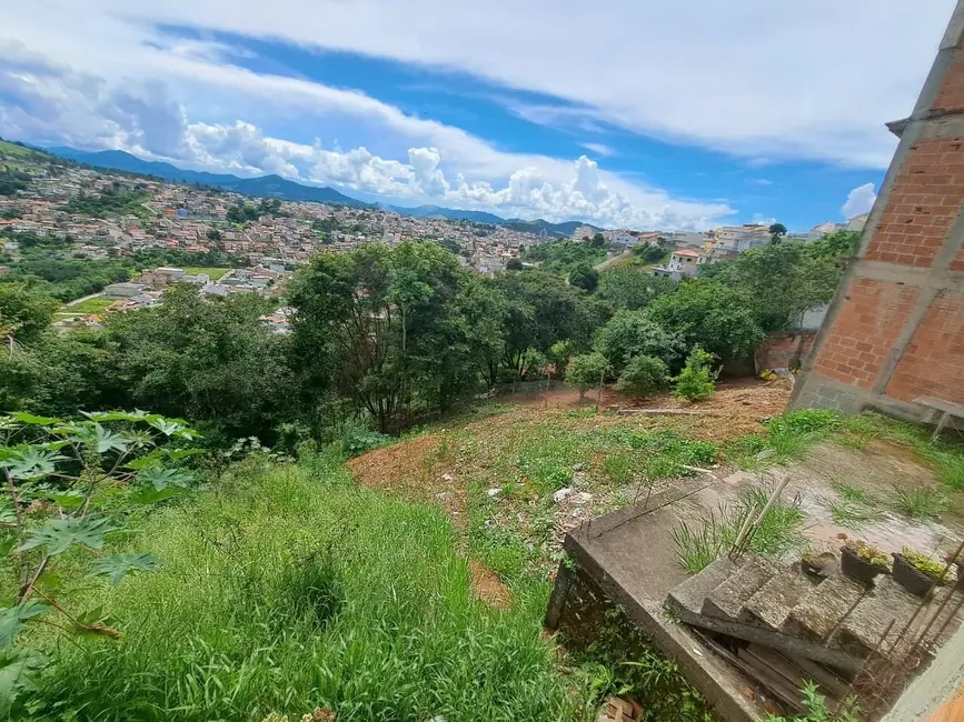 Casa com 3 quartos à venda, 118m2 em Sao Lourenco - MG - imagem 9 Foto 9 de Casa com 3 quartos à venda, 118m2 em Sao Lourenco - MG