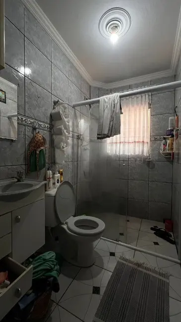 Casa com 2 quartos à venda, 144m2 em Sao Lourenco - MG - imagem 5 Foto 5 de Casa com 2 quartos à venda, 144m2 em Sao Lourenco - MG