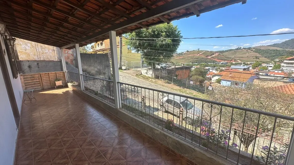 Casa com 3 quartos à venda em Sao Lourenco - MG - imagem 6 Foto 6 de Casa com 3 quartos à venda em Sao Lourenco - MG