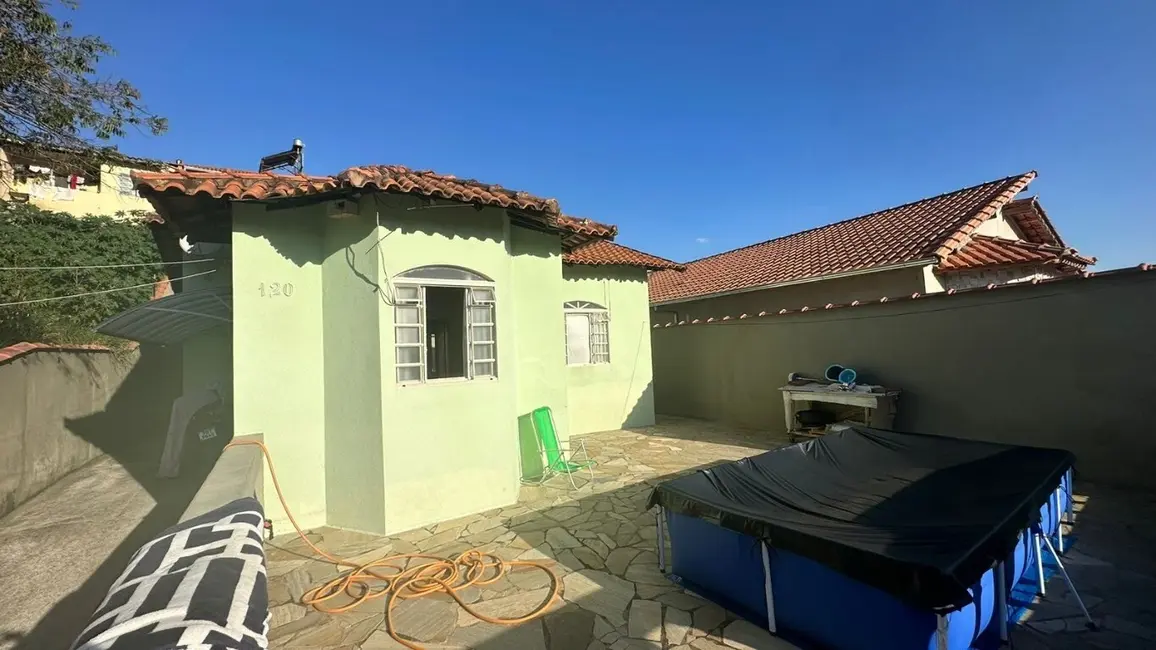 Foto 1 de Casa com 3 quartos à venda, 69m2 em Sao Lourenco - MG