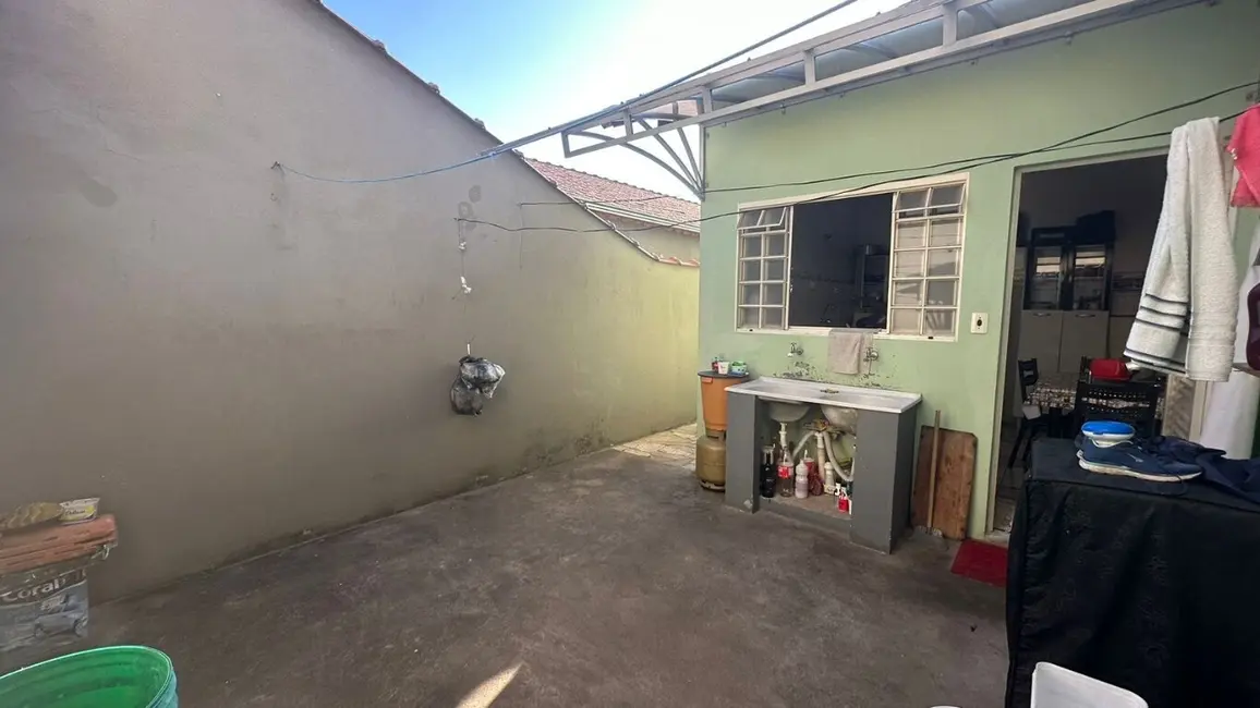 Casa com 3 quartos à venda, 69m2 em Sao Lourenco - MG - imagem 8 Foto 8 de Casa com 3 quartos à venda, 69m2 em Sao Lourenco - MG