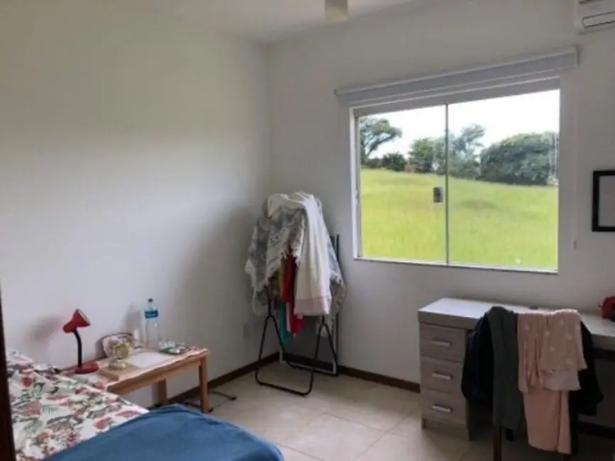 Foto 5 de Casa com 2 quartos à venda, 125m2 em Sao Lourenco - MG