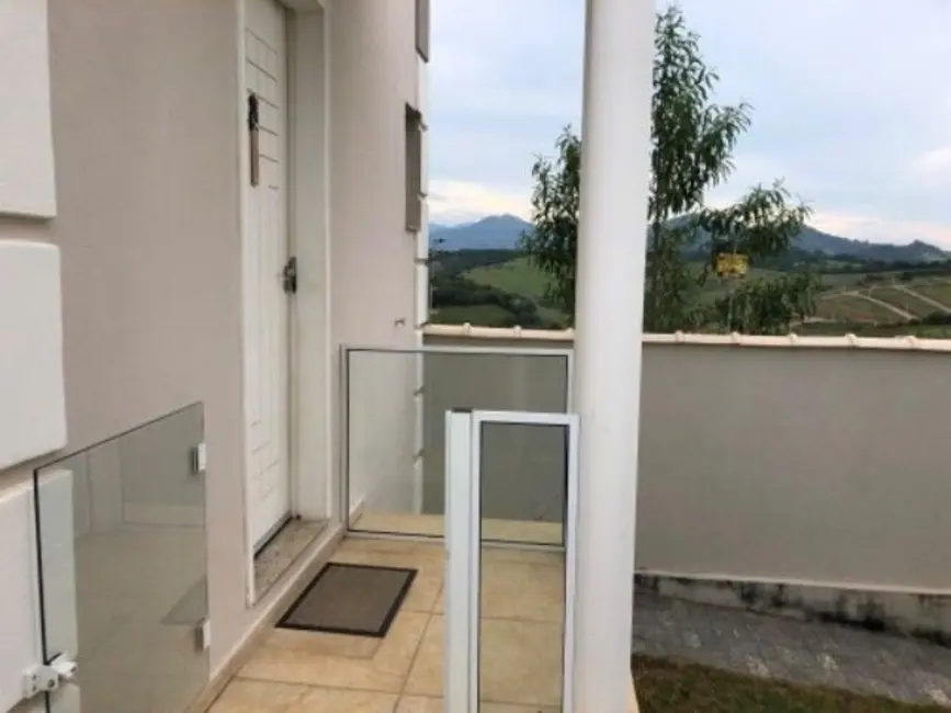 Foto 7 de Casa com 2 quartos à venda, 125m2 em Sao Lourenco - MG