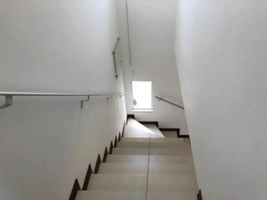 Foto 3 de Casa com 2 quartos à venda, 125m2 em Sao Lourenco - MG