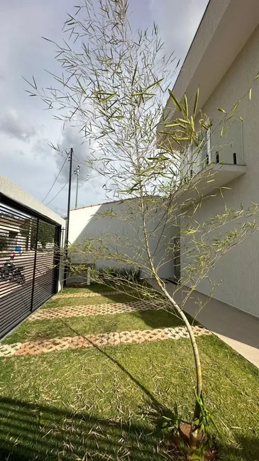 Foto 1 de Casa com 2 quartos à venda, 82m2 em Sao Lourenco - MG
