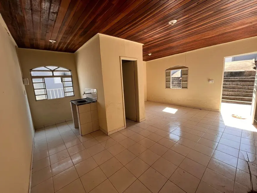 Foto 4 de Casa com 1 quarto à venda, 31m2 em Sao Lourenco - MG