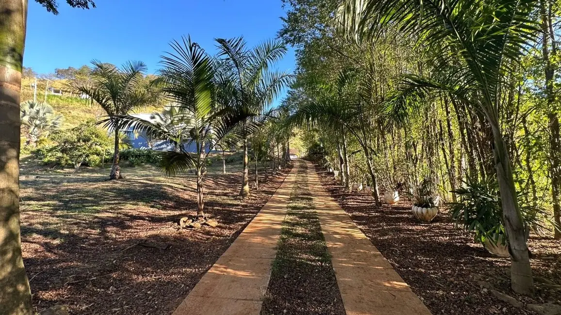 Foto 2 de Sítio / Rancho com 3 quartos à venda, 3000m2 em Sao Lourenco - MG
