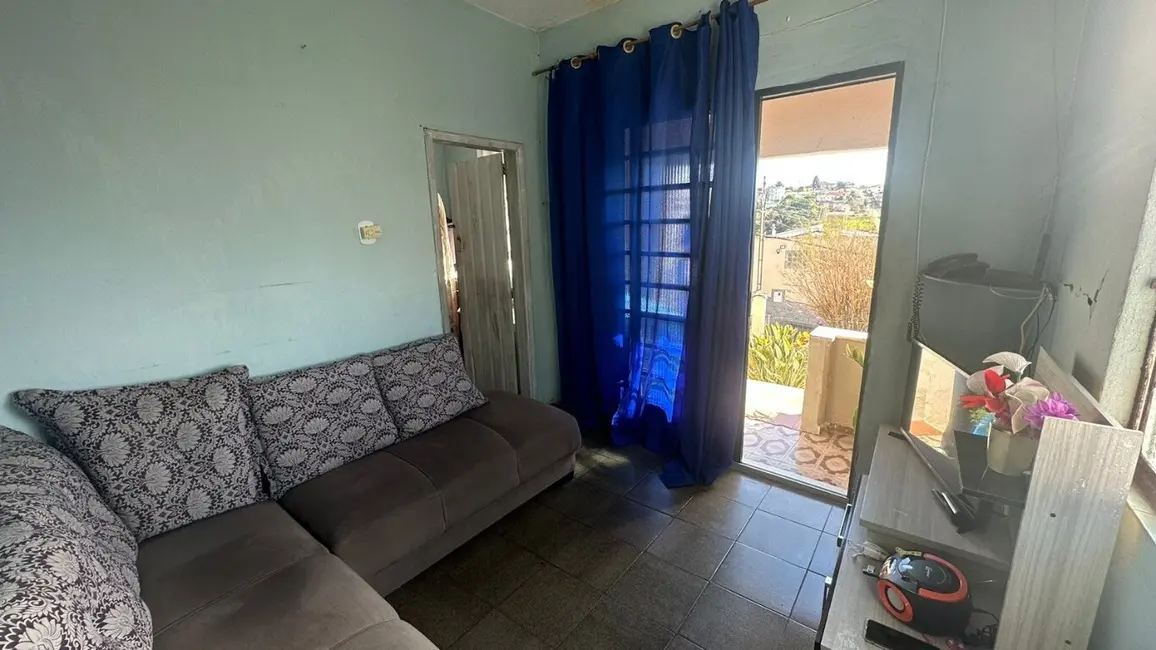 Casa com 2 quartos à venda, 65m2 em Sao Lourenco - MG - imagem 8 Foto 8 de Casa com 2 quartos à venda, 65m2 em Sao Lourenco - MG