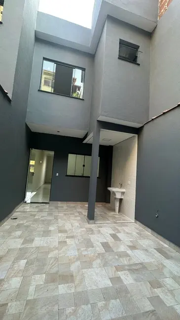 Foto 4 de Casa com 2 quartos à venda, 70m2 em Sao Lourenco - MG