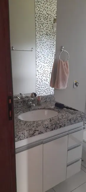 Foto 7 de Casa com 2 quartos à venda, 130m2 em Sao Lourenco - MG