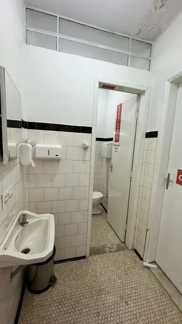 Casa com 5 quartos à venda, 200m2 em Centro, Sao Lourenco - MG - imagem 4 Foto 4 de Casa com 5 quartos à venda, 200m2 em Centro, Sao Lourenco - MG